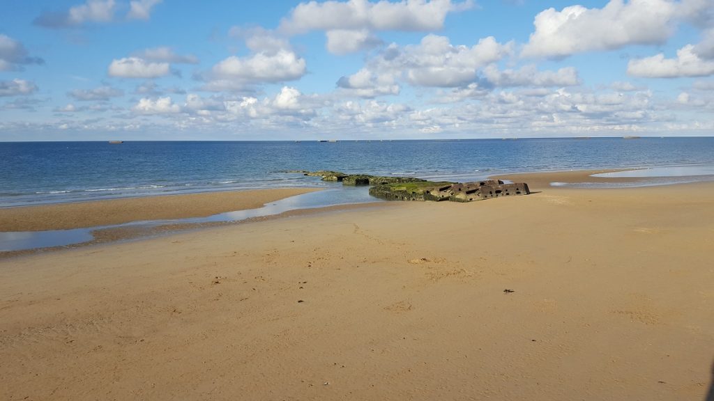 Normandy beach, war stories - GLK