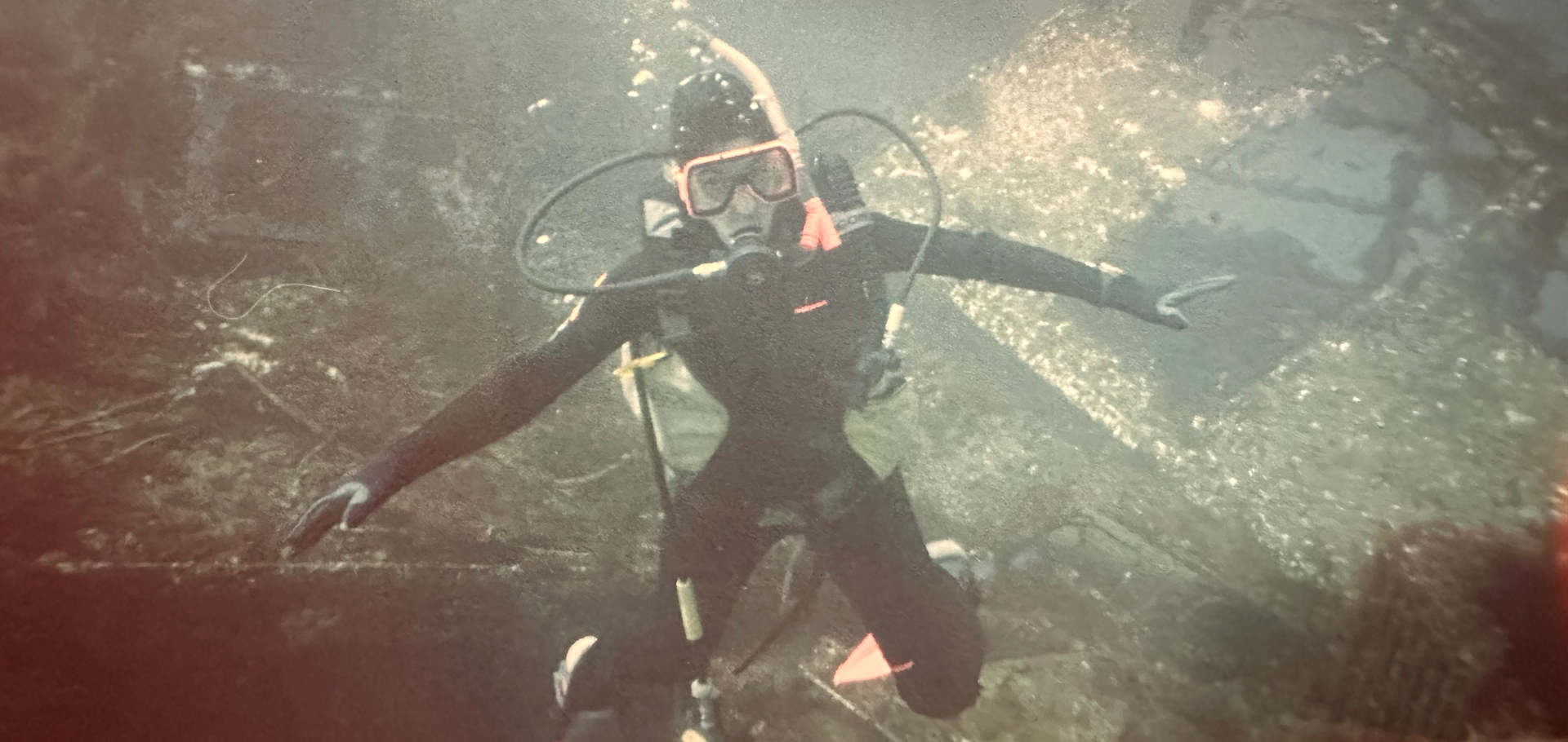 Vignette: 90 Feet Below. Scuba diving story at Matauri Bay, New Zealand